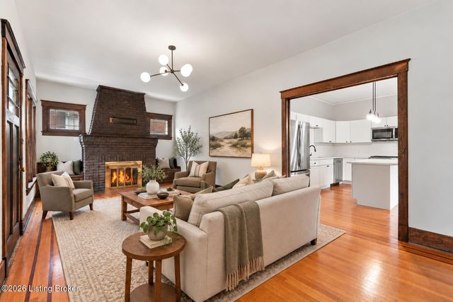 945 Eastern Pkwy, Louisville, KY 40217