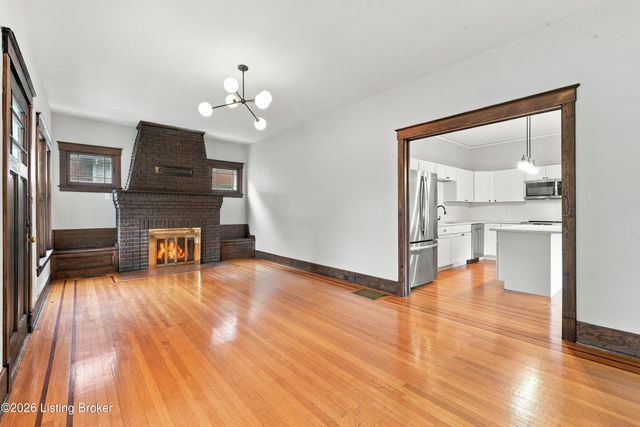 945 Eastern Pkwy, Louisville, KY 40217
