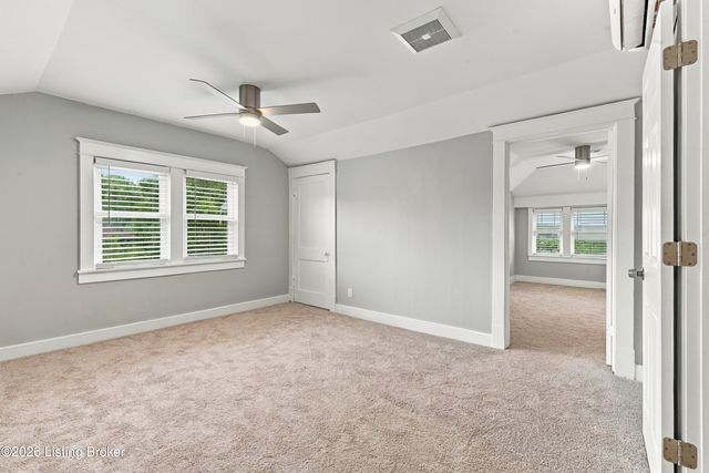 945 Eastern Pkwy, Louisville, KY 40217