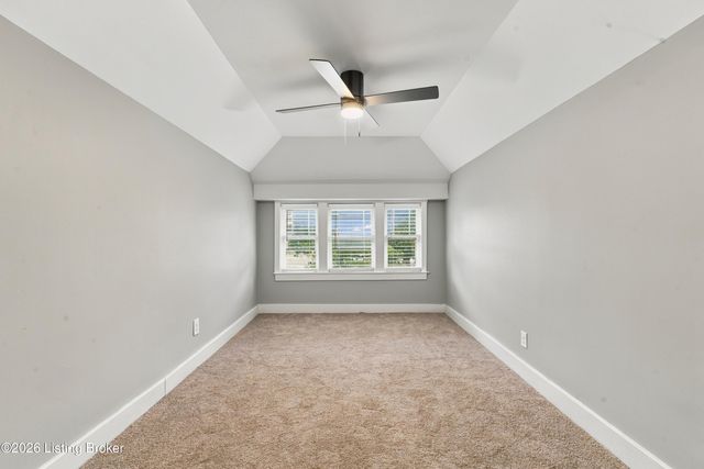 945 Eastern Pkwy, Louisville, KY 40217