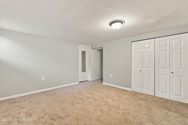 945 Eastern Pkwy, Louisville, KY 40217