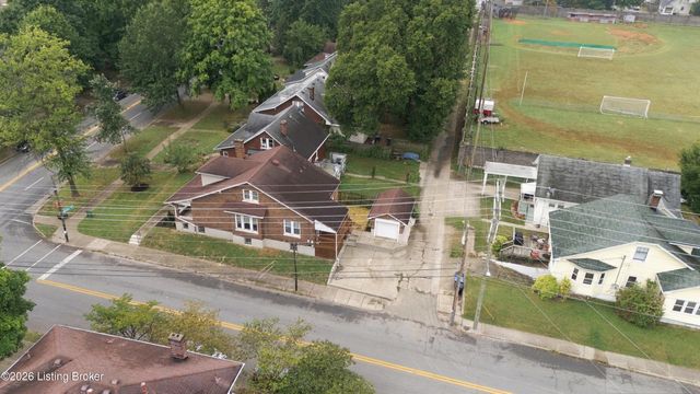 945 Eastern Pkwy, Louisville, KY 40217
