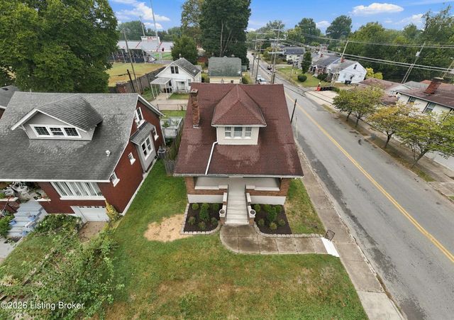 945 Eastern Pkwy, Louisville, KY 40217