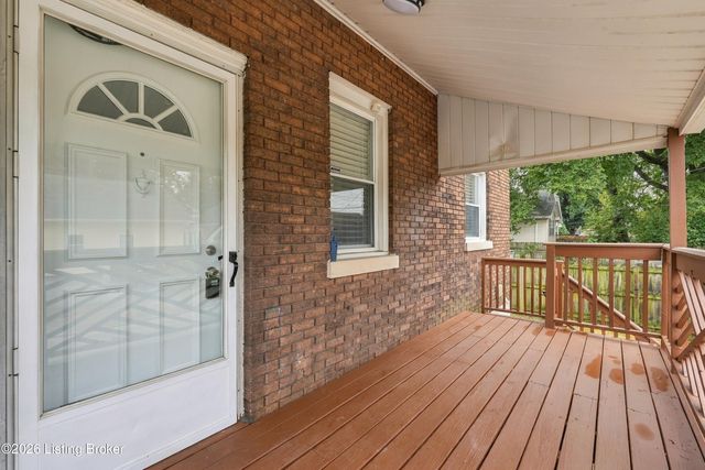 945 Eastern Pkwy, Louisville, KY 40217