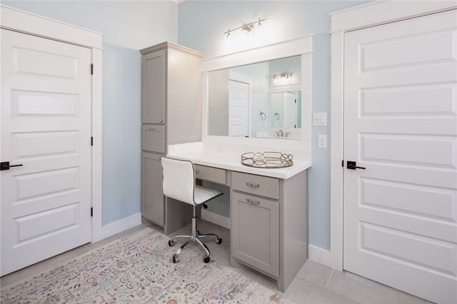 1911 Spanish Moss Drive, College Station, TX 77845