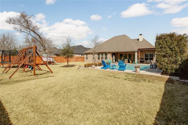 1911 Spanish Moss Drive, College Station, TX 77845