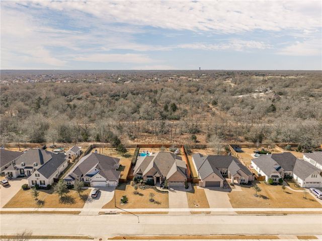 1911 Spanish Moss Drive, College Station, TX 77845