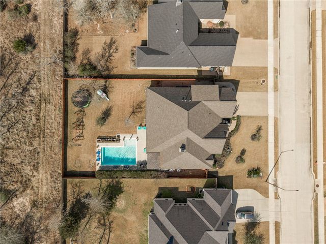 1911 Spanish Moss Drive, College Station, TX 77845