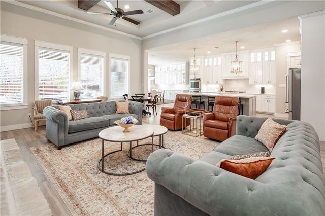 1911 Spanish Moss Drive, College Station, TX 77845