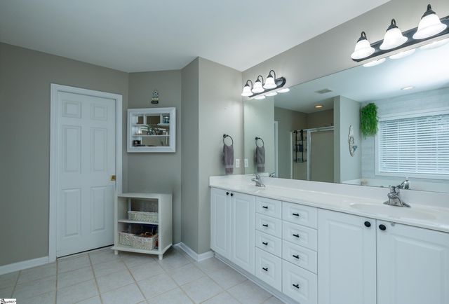 802 Worchester Place, Simpsonville, SC 29680