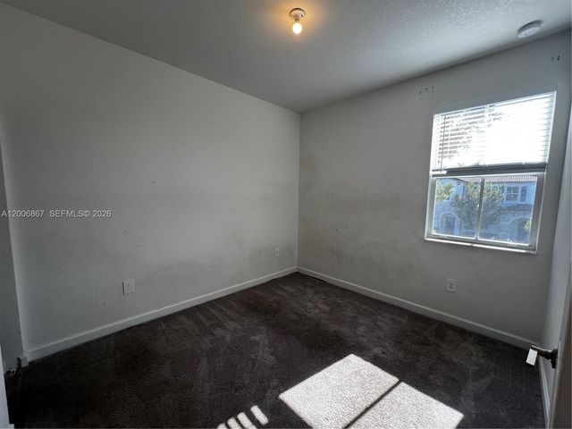 12429 NW 23rd Ct, Miami, FL 33167