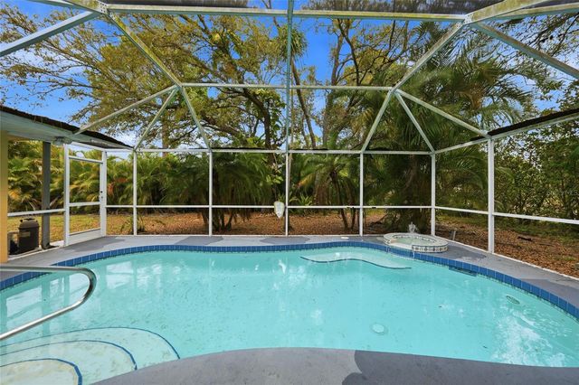 4030 DEKLE AVENUE, North Port, FL 34286