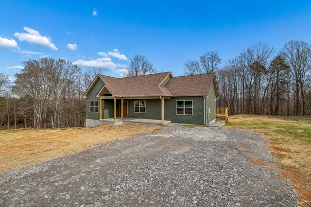 200 Leigh Anna Circle, Lafayette, TN 37083