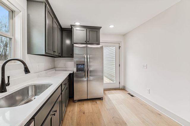 200 Leigh Anna Circle, Lafayette, TN 37083