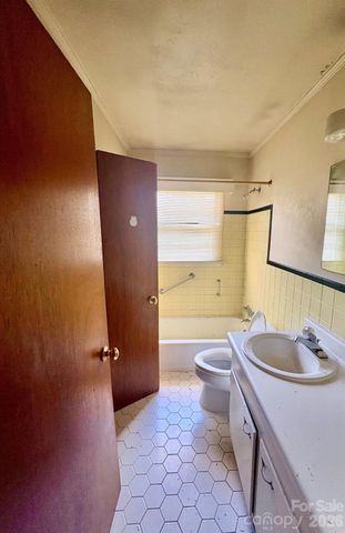 1907 Jennings Street, Charlotte, NC 28216