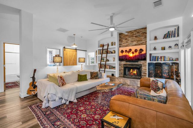 53980 Avenida Mendoza, La Quinta, CA 92253