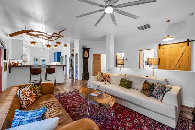 53980 Avenida Mendoza, La Quinta, CA 92253