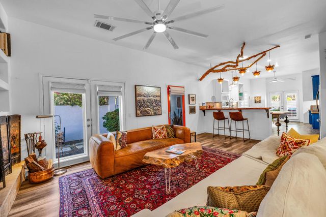 53980 Avenida Mendoza, La Quinta, CA 92253