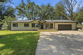 5114 S Fuller Drive, Independence, MO 64055