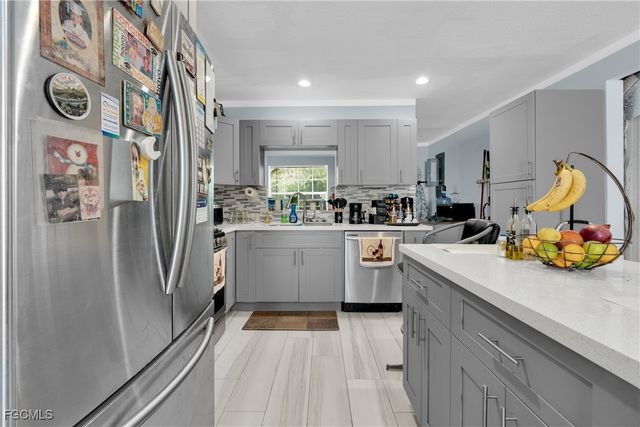 830 N Zambria ST, Clewiston, FL 33440