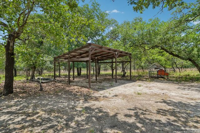 4049 Hickory Forrest, Seguin, TX 78155