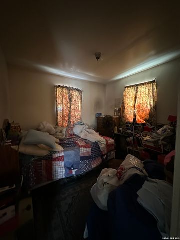 3130 GOLDEN AVE, San Antonio, TX 78211