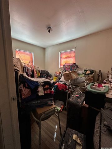 3130 GOLDEN AVE, San Antonio, TX 78211