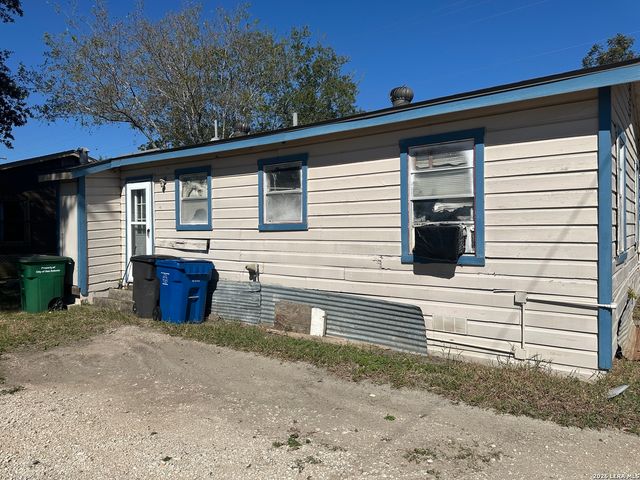 3130 GOLDEN AVE, San Antonio, TX 78211