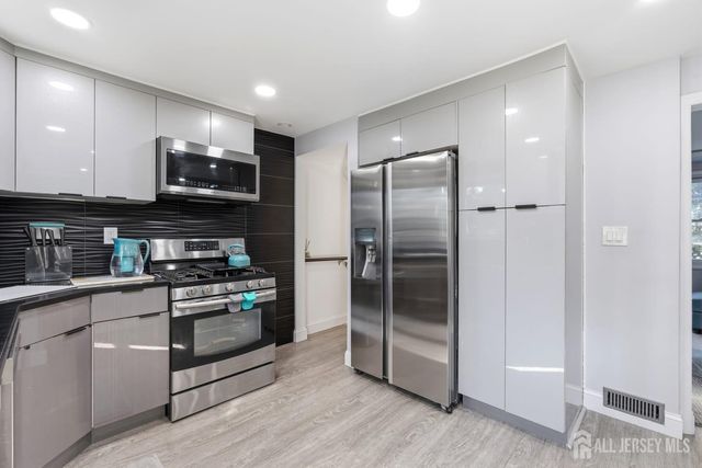 263 Newman Street, Metuchen, NJ 08840