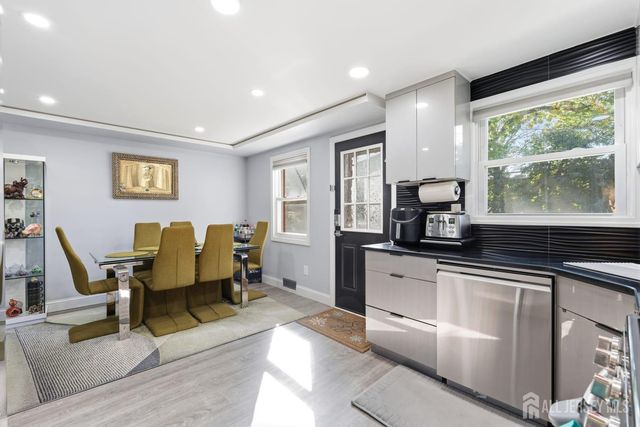 263 Newman Street, Metuchen, NJ 08840