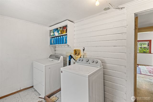 15215 91st Avenue SW, Vashon, WA 98070