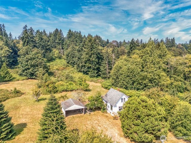 15215 91st Avenue SW, Vashon, WA 98070