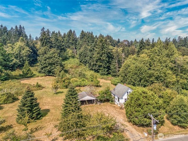 15215 91st Avenue SW, Vashon, WA 98070