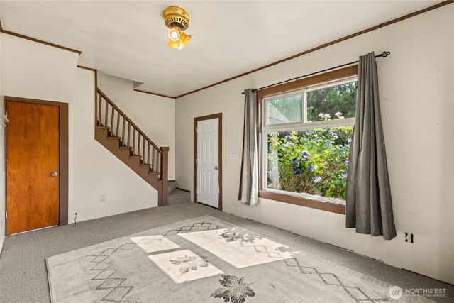 15215 91st Avenue SW, Vashon, WA 98070