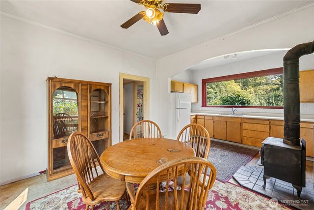 15215 91st Avenue SW, Vashon, WA 98070