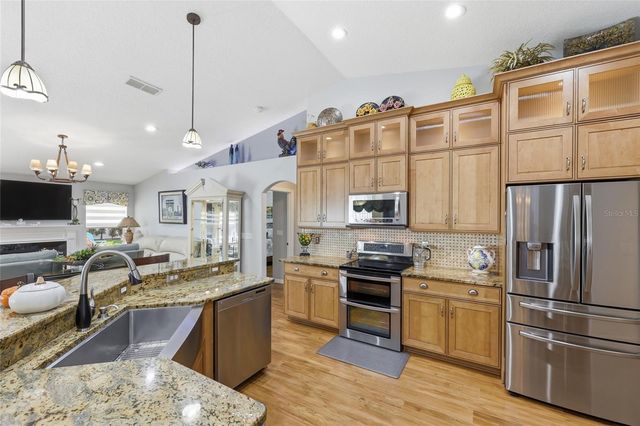 4 PROVIDENCE LANE, Palm Coast, FL 32164