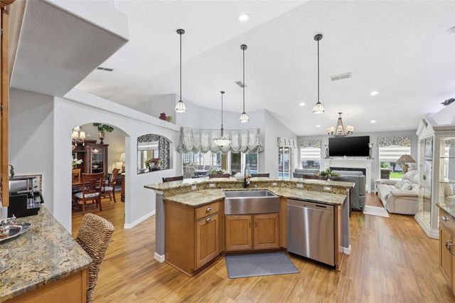 4 PROVIDENCE LANE, Palm Coast, FL 32164