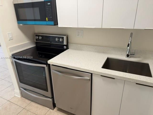 8405 NW 8th St 303, Miami, FL 33126
