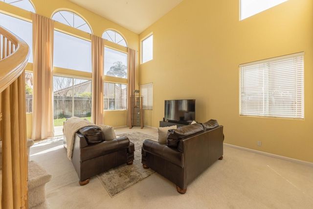 1910 Whitman Street, Salinas, CA 93906