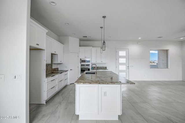 27543 N 255th Lane, Wittmann, AZ 85361