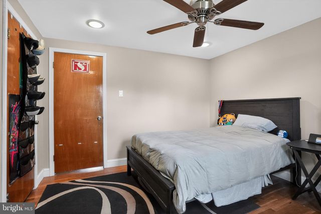 21 E TOWNSHIP LINE RD, Souderton, PA 18964