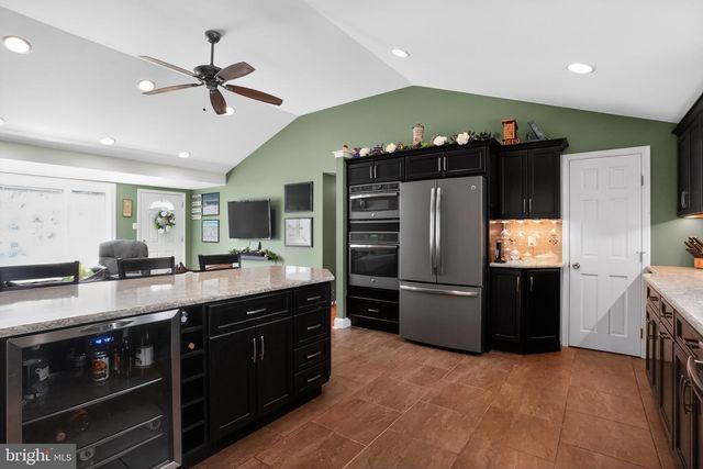 21 E TOWNSHIP LINE RD, Souderton, PA 18964