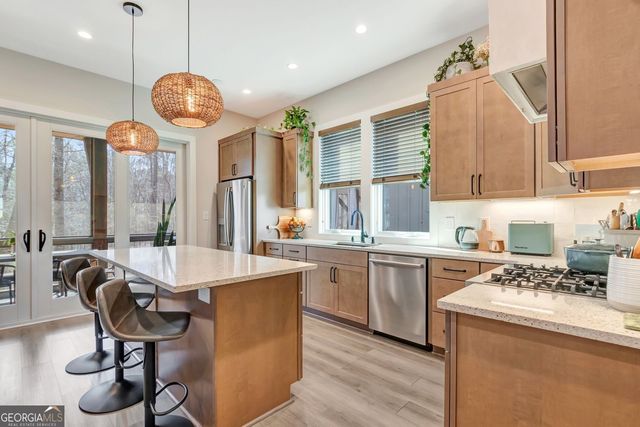 110 Arcadia Avenue, Fayetteville, GA 30214