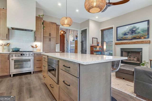 110 Arcadia Avenue, Fayetteville, GA 30214