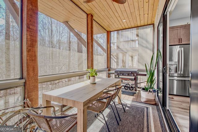 110 Arcadia Avenue, Fayetteville, GA 30214