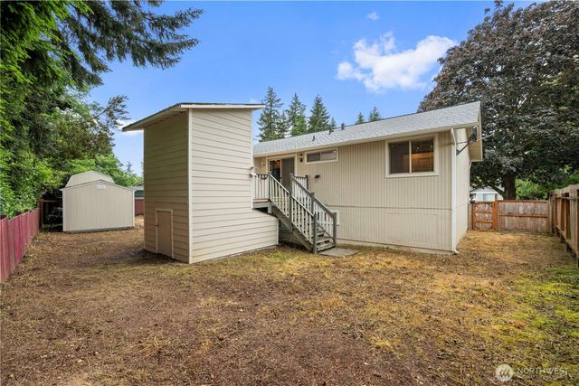 25833 131st Place SE, Kent, WA 98030