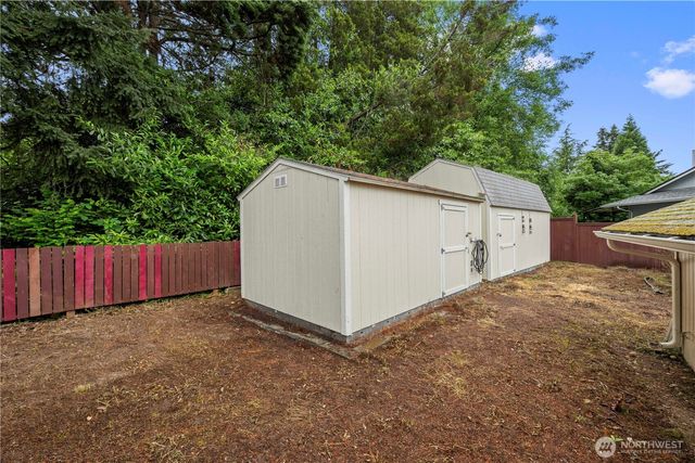 25833 131st Place SE, Kent, WA 98030