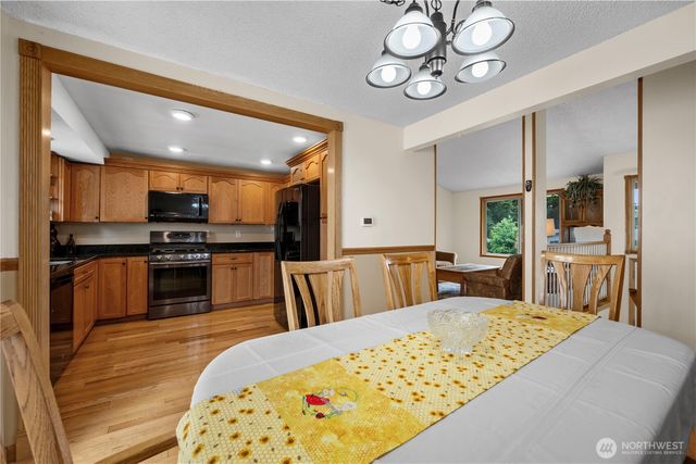 25833 131st Place SE, Kent, WA 98030