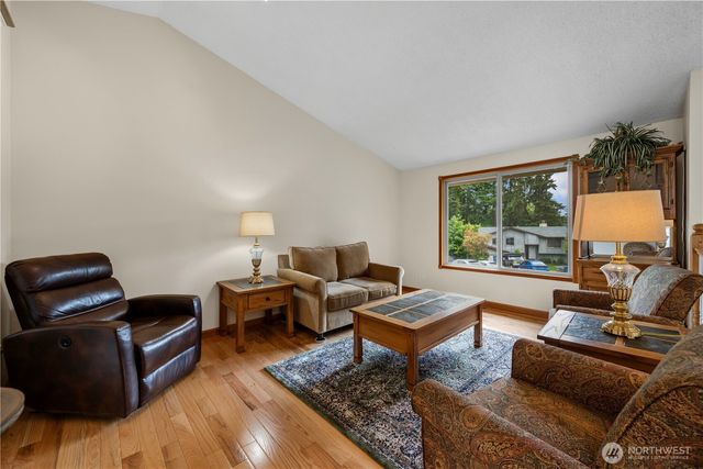 25833 131st Place SE, Kent, WA 98030
