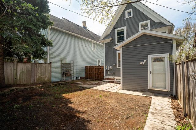 3464 Newhall STREET, Milwaukee, WI 53211